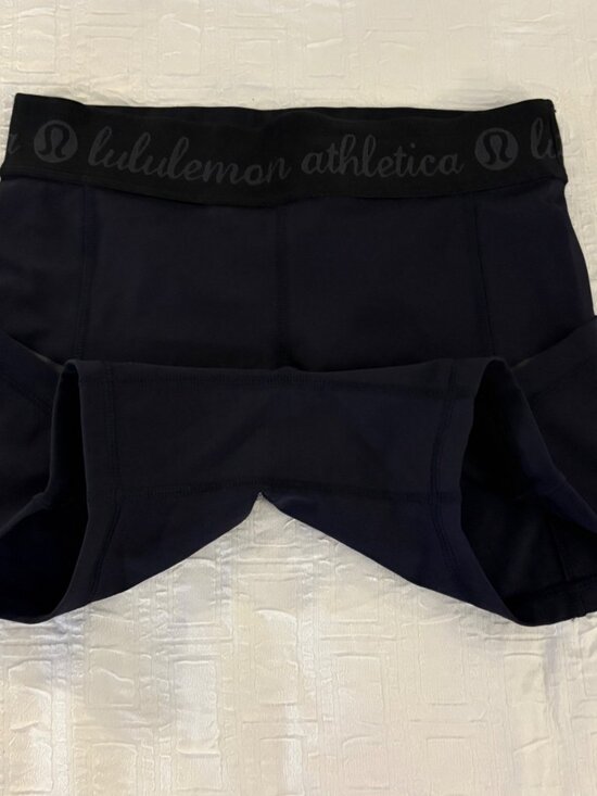 NWOT New Lululemon What The Sport Shorts Black Luxtreme Mid Rise 3" Size 4 - Picture 4 of 10